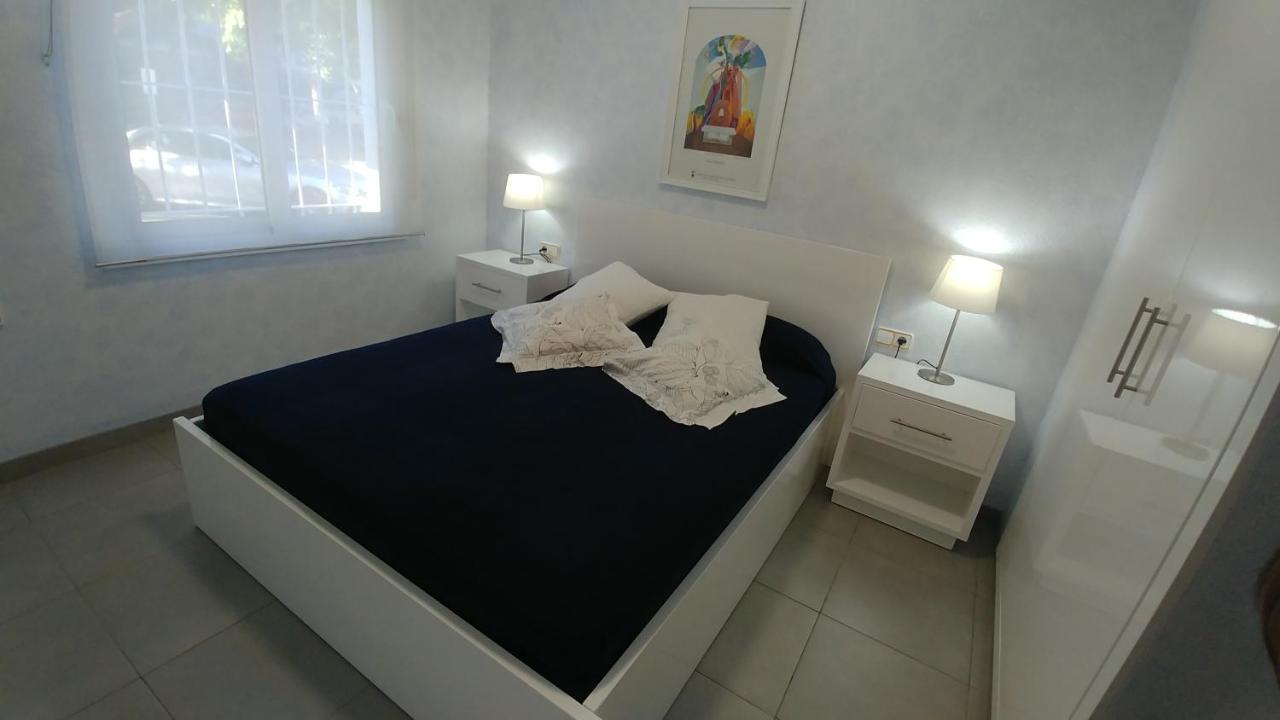Apartament Oasis B3 Roses Exterior photo